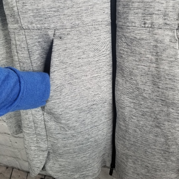 Lululemon "Going Places" Jacket Size 2 Womens Gray - Picture 8 of 12